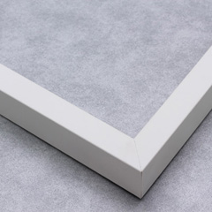 This matte white frame features a slim, simple face. Dress it up with an old watercolour or oil painting, or keep it modern with a family photograph. The deep (1-1/16") rabbet adds depth to framed images, creating a shadow-box effect.

.75 "es wide: ideal for small images.