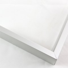 Tall, yet slim 7/16 " metal frame with a hooked profile. This moulding is white silver with a slight brushed texture. It reflects diluted light.

Nielsen n117-02 Profile