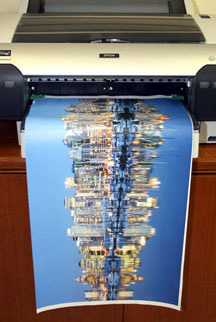 A Gicl&eacute;e Ink Jet printer, and the newly printed canvas